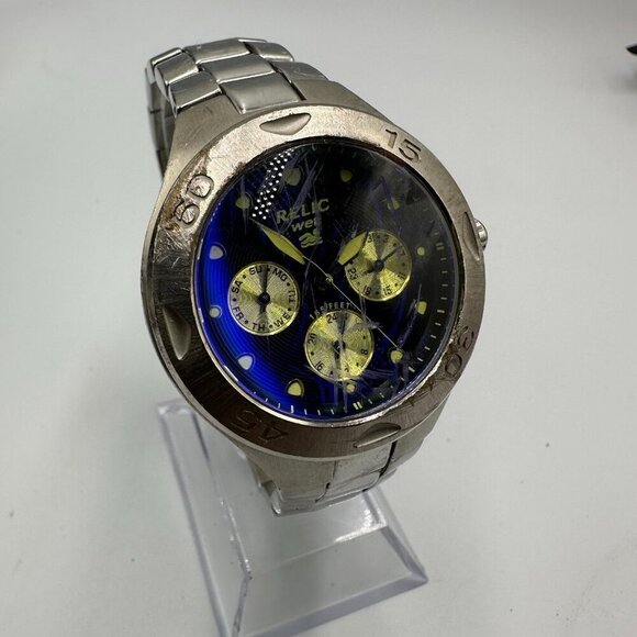 3/$30 Relic Watch Men Silver Tone Blue Day Date Multi Dial 39MM New Battery - Picture 4 of 15